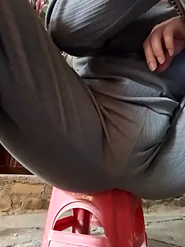 JasminePham online show from 03.03.25