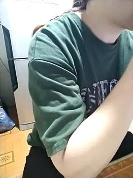 JasminePham online show from 10.17.25