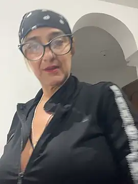 anastasia and jordan online show from 04.20.26