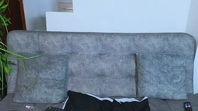 Snapshot of Lorenne_Miller chatting on 03.18.25 Lorenne Miller online show from 03.18.25