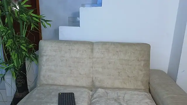 Snapshot of Lorenne_Miller chatting on 09.25.25 Lorenne Miller online show from 09.25.25