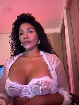 Snapshot of Jessie-pradoo chatting on 11.04.25 Jessie-pradoo online show from 11.04.25