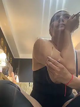 EvaBellucci  online show from 01.26.25