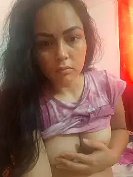 Snapshot of Mily_pao1 chatting on 09.11.25 Mily pao1 online show from 09.11.25