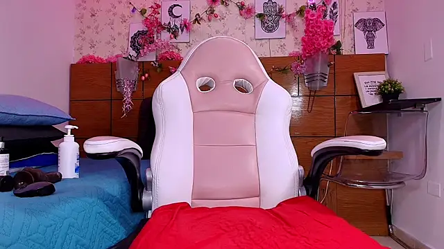 aisha sh online show from 09.12.25