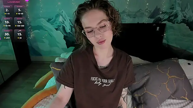 Natural pussy online show from 01.19.25