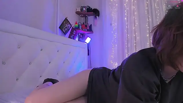 Natural pussy online show from 03.07.25