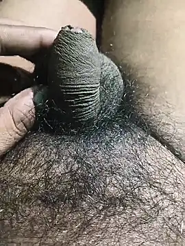 Snapshot of rajrahulovi chatting on 02.27.26 rajrahulovi online show from 02.27.26