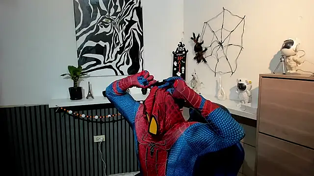 Snapshot of Daemon21 chatting on 10.30.25 Daemon21 online show from 10.30.25