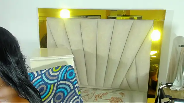 Evelonga 707 online show from 02.05.25