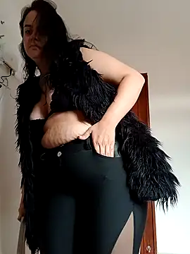 Snapshot of Im_Amelia chatting on 02.05.25 Im Amelia online show from 02.05.25