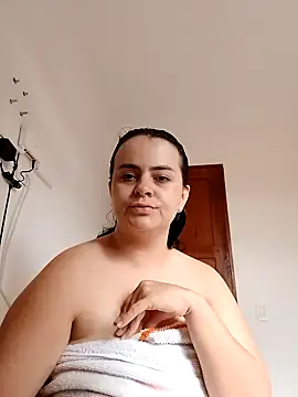 Snapshot of Im_Amelia chatting on 02.13.25 Im Amelia online show from 02.13.25