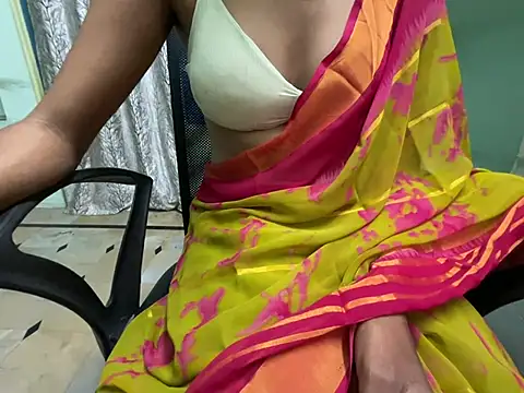 Honeyberose online show from 01.12.25