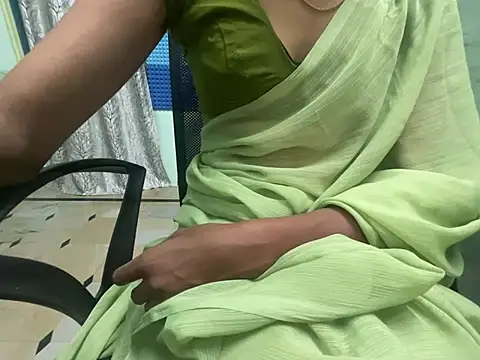 Honeyberose online show from 02.01.25