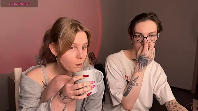 Snapshot of anahori__simon chatting on 02.22.25 anahori simon online show from 02.22.25