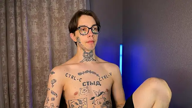 Snapshot of anahori__simon chatting on 02.23.25 anahori simon online show from 02.23.25