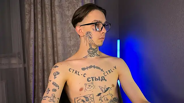 Snapshot of anahori__simon chatting on 03.02.25 anahori simon online show from 03.02.25