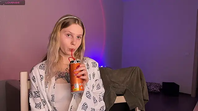 Snapshot of anahori__simon chatting on 03.07.25 anahori simon online show from 03.07.25