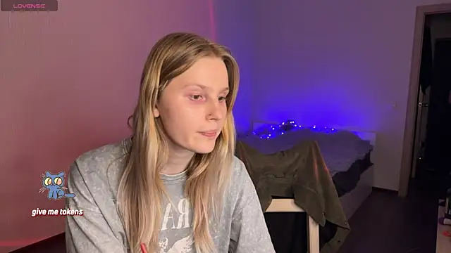 Snapshot of anahori__simon chatting on 03.15.25 anahori simon online show from 03.15.25