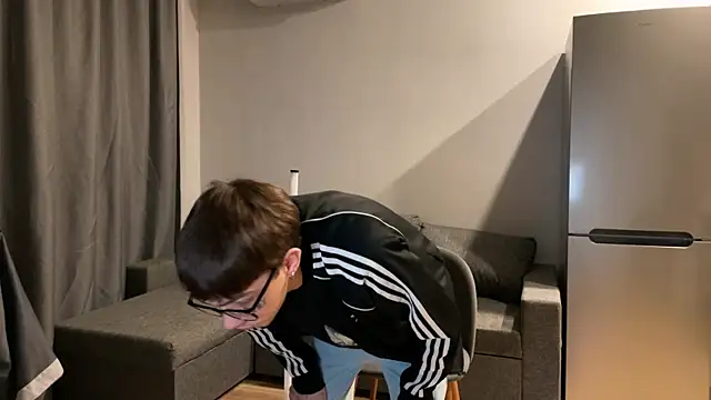 Snapshot of anahori__simon chatting on 10.09.25 anahori simon online show from 10.09.25