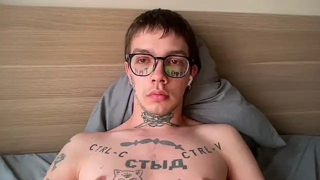 Snapshot of anahori__simon chatting on 02.16.26 anahori simon online show from 02.16.26