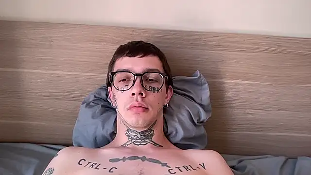 Snapshot of anahori__simon chatting on 02.19.26 anahori simon online show from 02.19.26