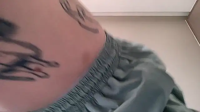 Snapshot of anahori__simon chatting on 03.02.26 anahori simon online show from 03.02.26