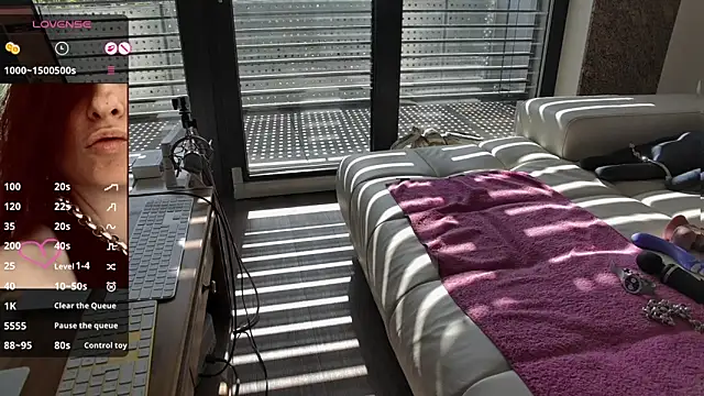 sexyLolia11 online show from 05.21.26