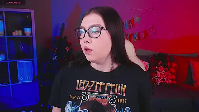 Arizonaa Muse online show from 12.19.24