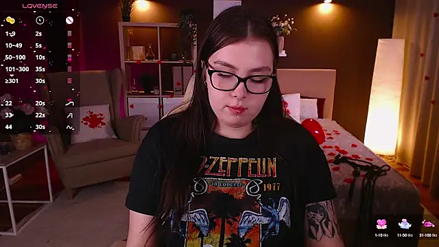 Arizonaa Muse online show from 02.12.25