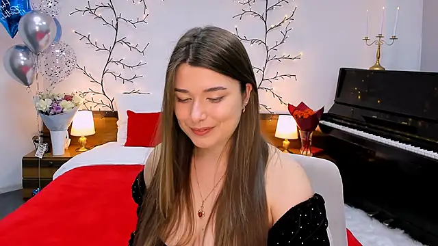 Snapshot of _Sun_Shy_ chatting on 02.03.25 Sun Shy online show from 02.03.25