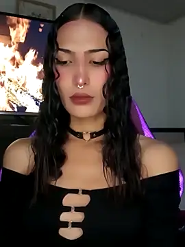 Snapshot of Lanna_hott_ chatting on 10.10.25 Lanna hott online show from 10.10.25