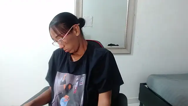 ZashaRomero online show from 12.10.24