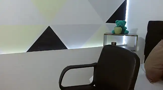 ZashaRomero online show from 03.21.25