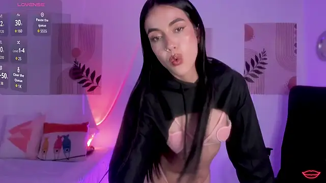 Snapshot of samy_lewis chatting on 11.16.25 samy lewis online show from 11.16.25