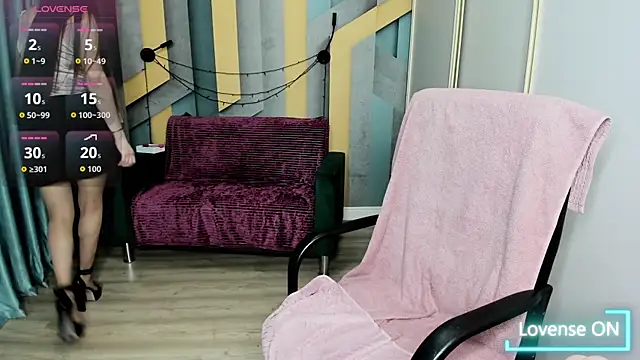 AriaGray online show from 11.20.25