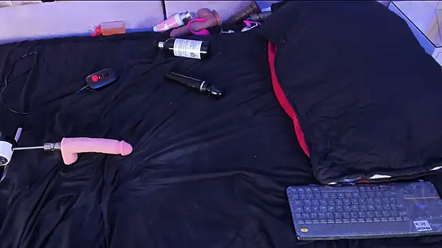 Snapshot of samarajhonson chatting on 03.10.25 samarajhonson online show from 03.10.25