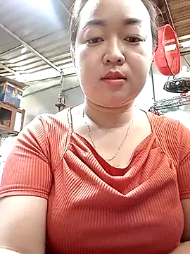 VyOanh2K online show from 03.10.25