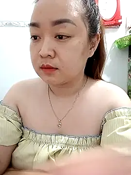 VyOanh2K online show from 03.19.25