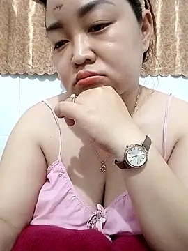 VyOanh2K online show from 09.10.25