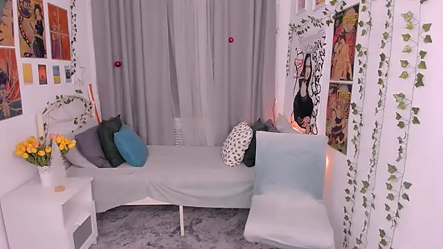 Snapshot of Lattea chatting on 01.05.25 Lattea online show from 01.05.25