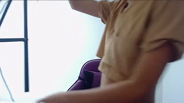 DEMI LEED online show from 02.27.25