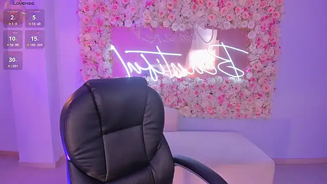 LucianaMillerX online show from 12.21.24
