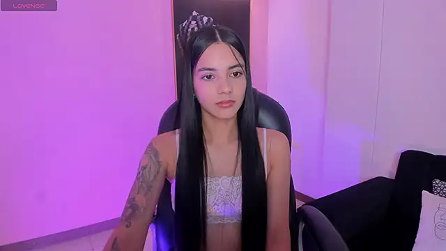 HannahJamesX online show from 03.02.25