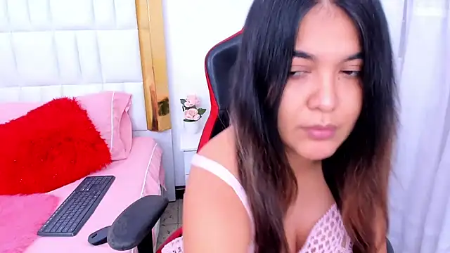 MadelineJackson online show from 01.25.25