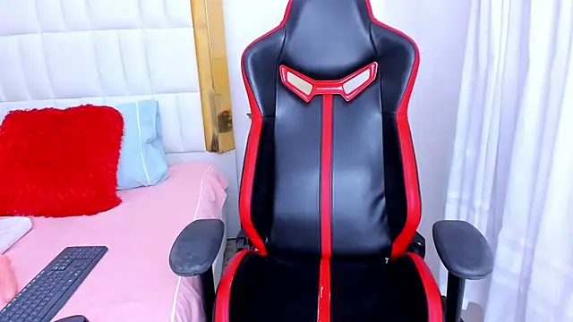 MadelineJackson online show from 03.08.25