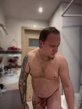 PierreNaked89 online show from 12.17.24