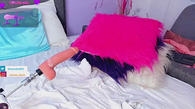 Snapshot of Hanna_Stanx chatting on 02.08.25 Hanna Stanx online show from 02.08.25