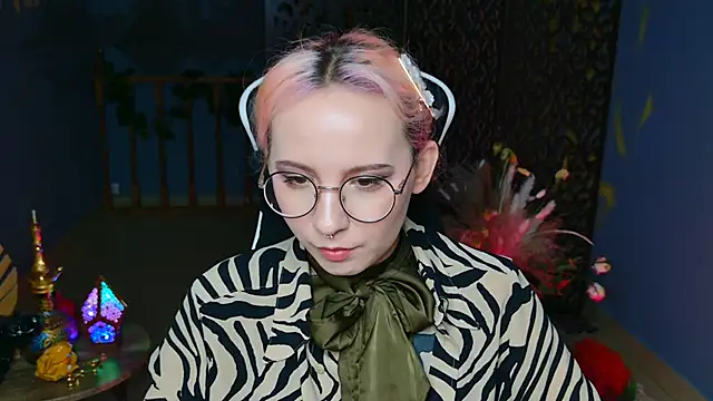 JasmineMilko online show from 02.21.25