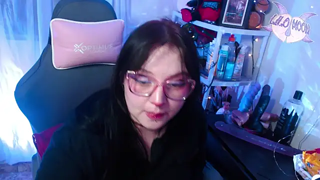 LiloMoon69 online show from 01.31.25